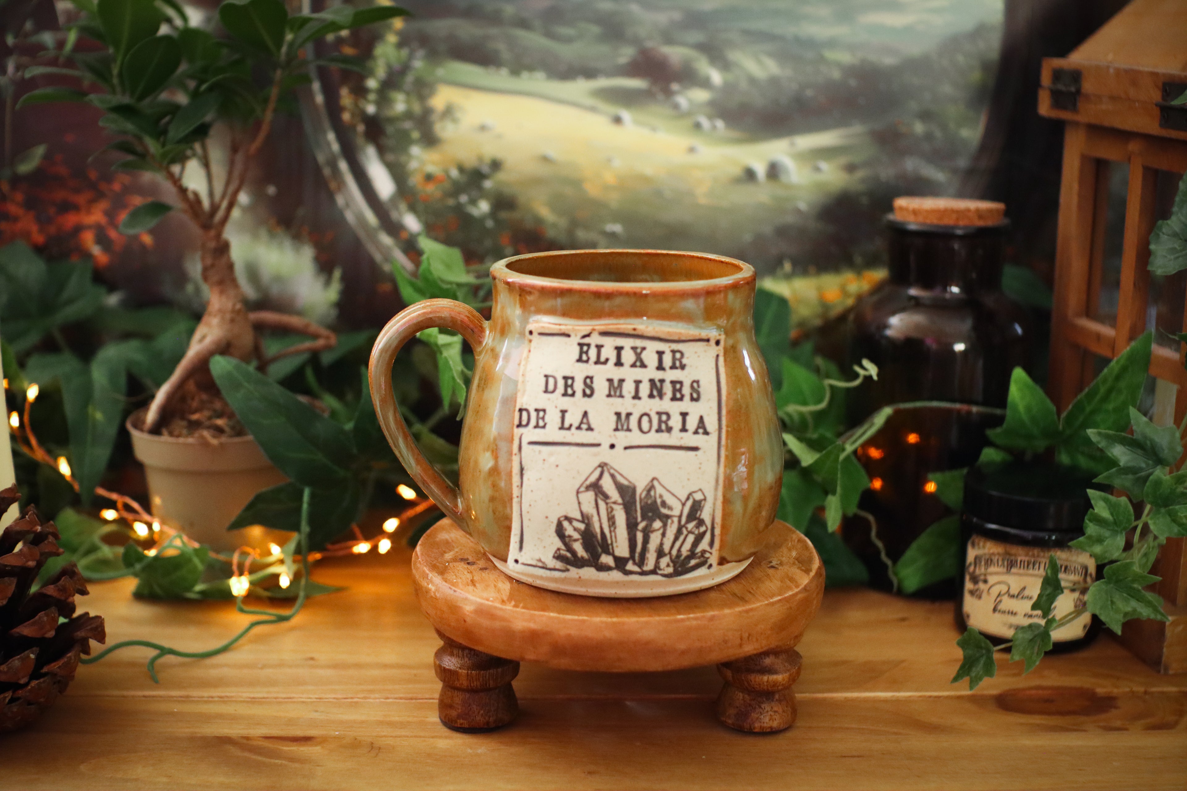 Tasse en grès style apothicaire  « Élixir des mines de la Moria »