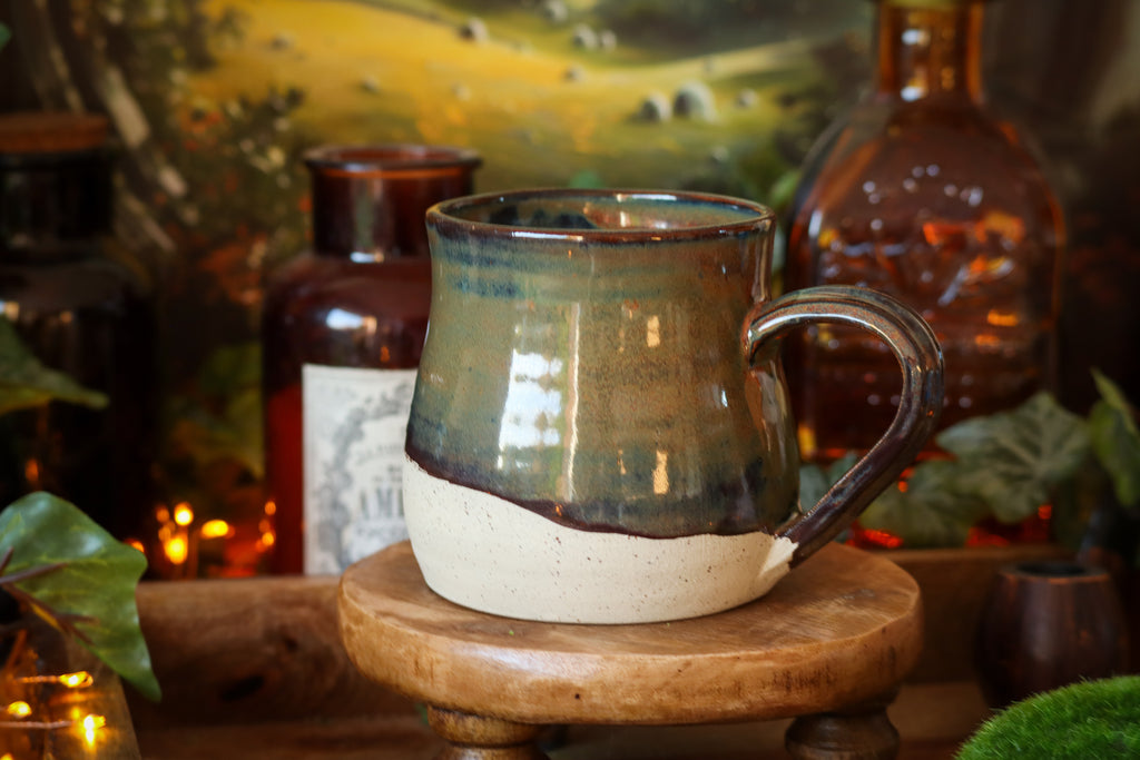 Tasse en grès « Repos des aventuriers »