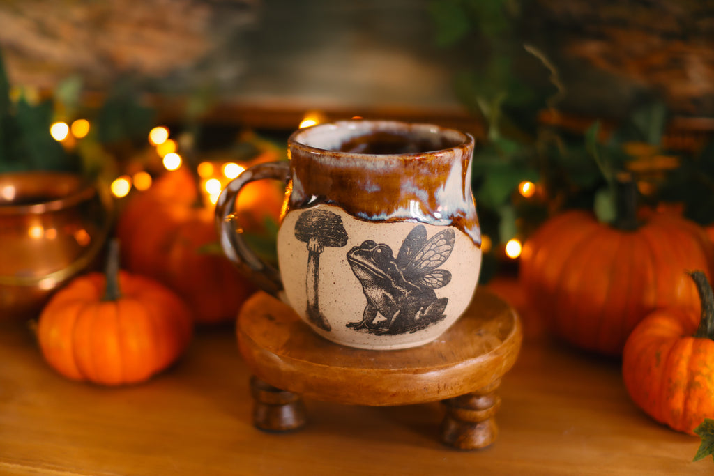 Grande tasse en grès « Grenouille des forêts magiques»