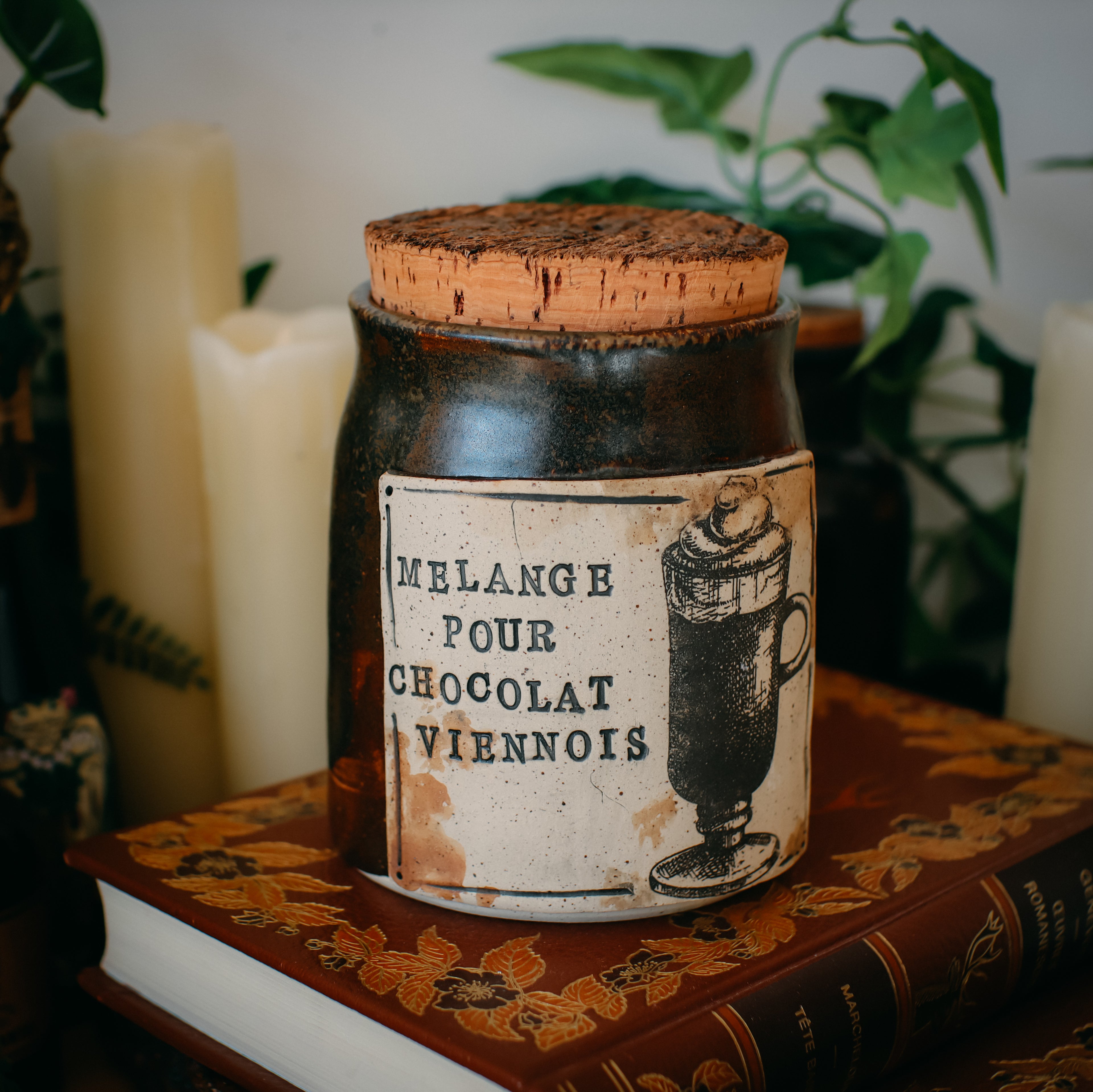 Pot pour cuisine style apothicaire « Mélange pour chocolat viennois» en grès