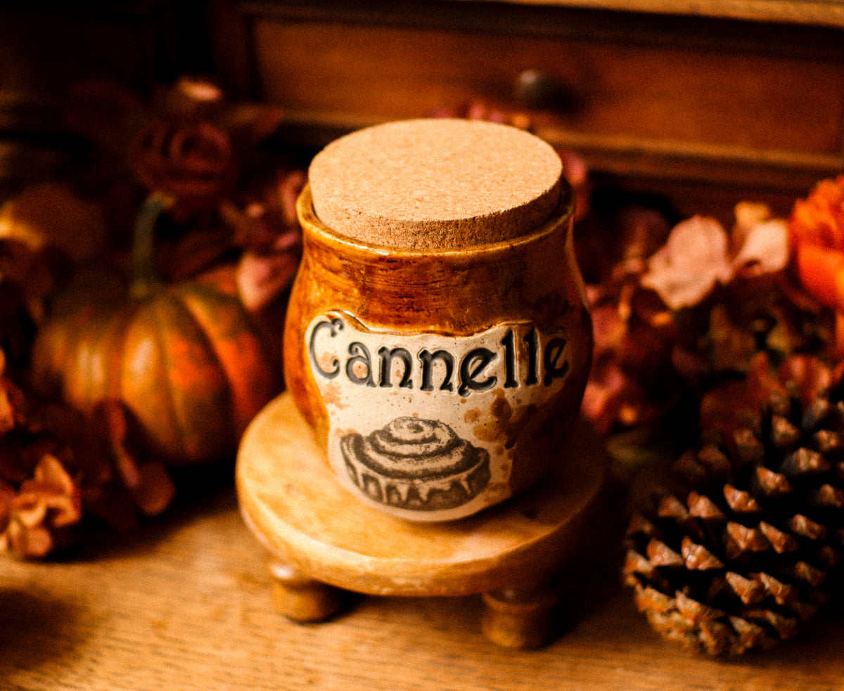 Pot pour cuisine style apothicaire avec étiquette « Cannelle »
