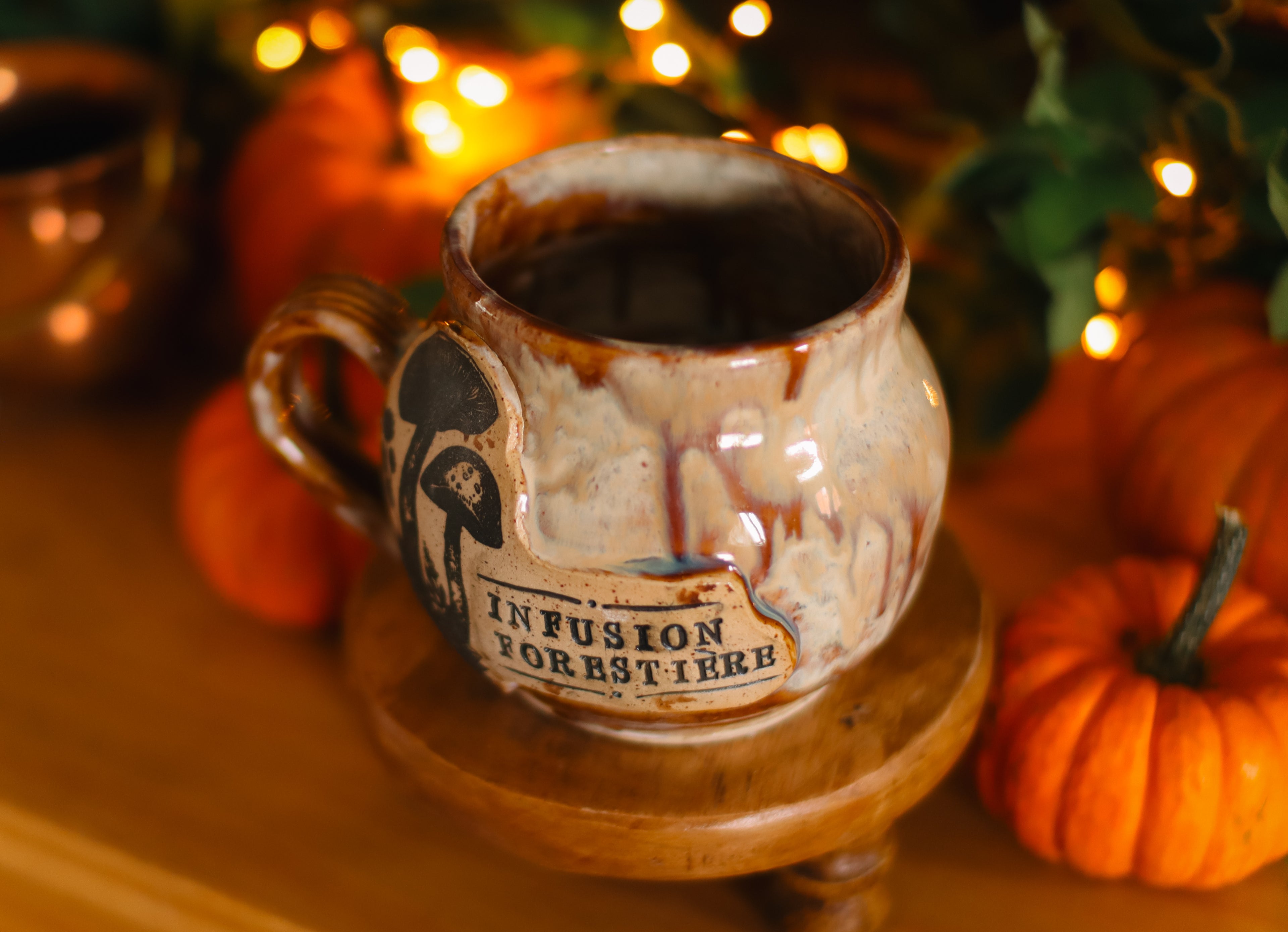 Tasse-chaudron en grès style apothicaire  « Infusion forestière »