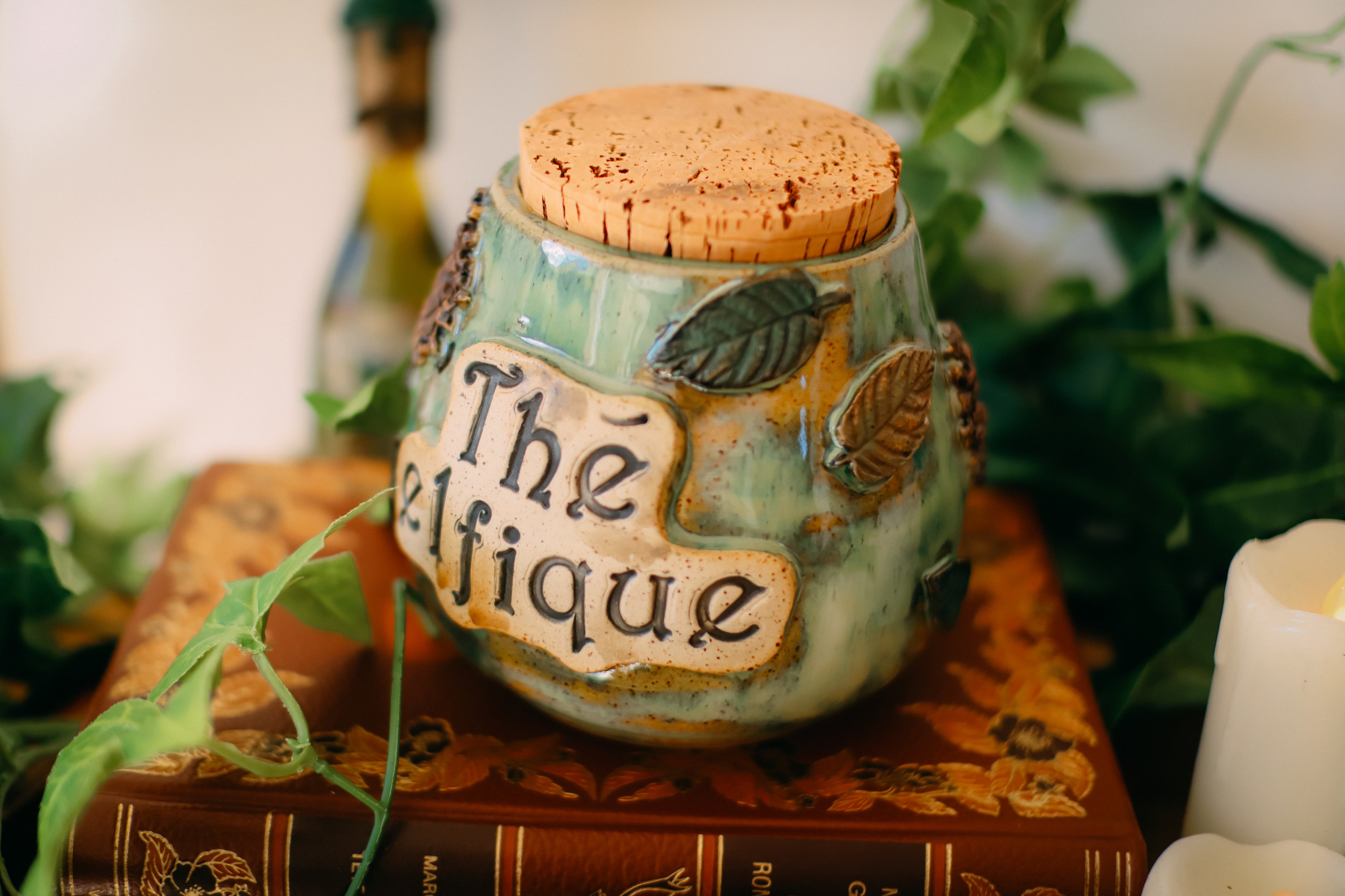 Pot de conservation en grès style apothicaire « Thé elfique »