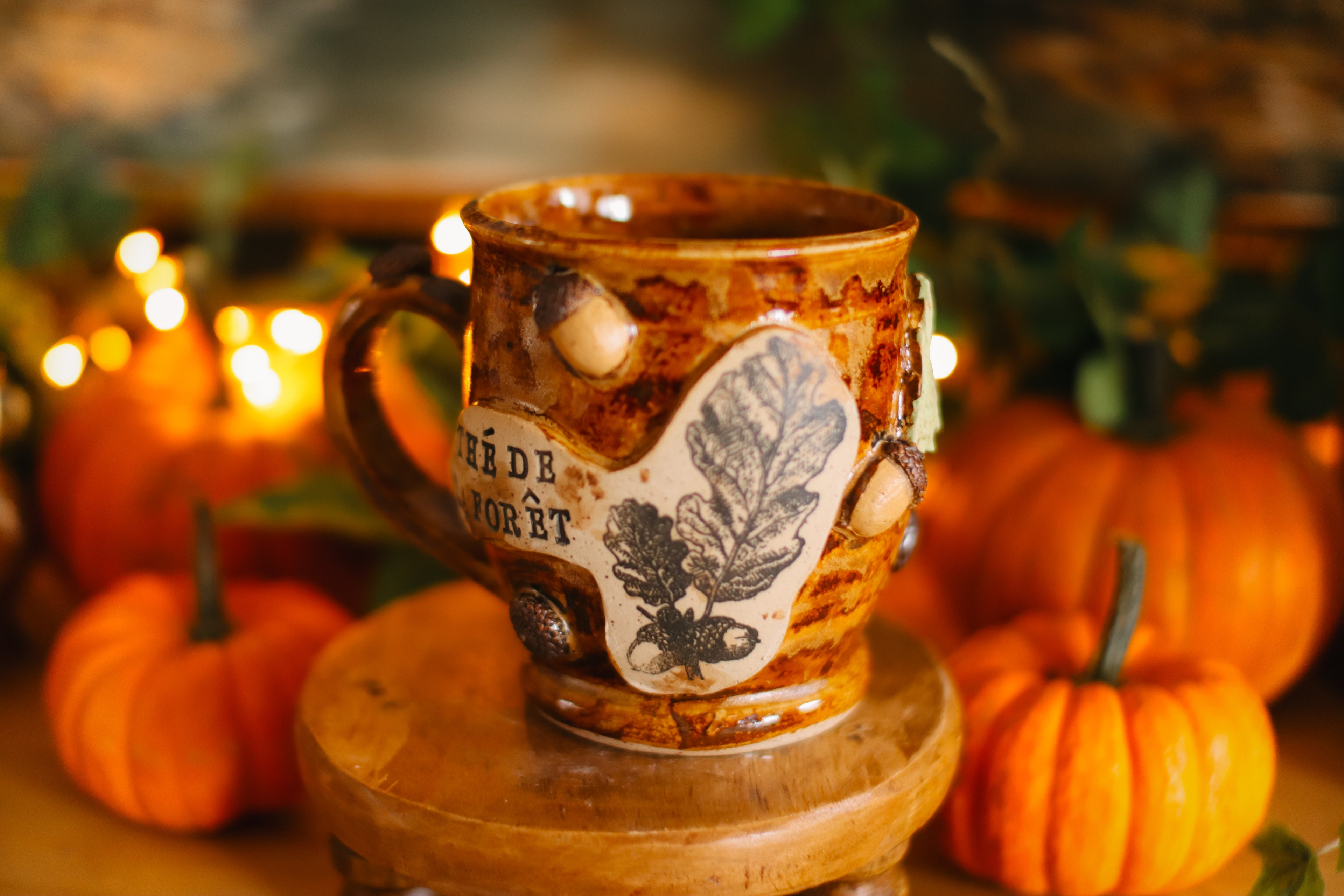 Élégante tasse en grès style apothicaire  « Thé de la forêt »