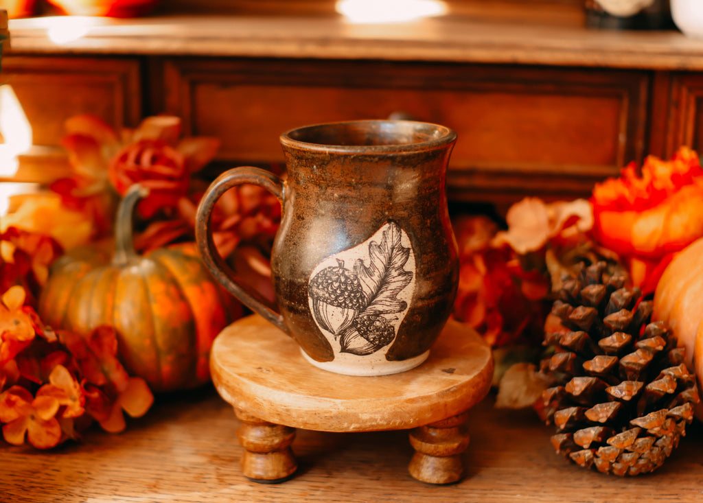Tasse en grès style apothicaire  « Trésors de la forêt »