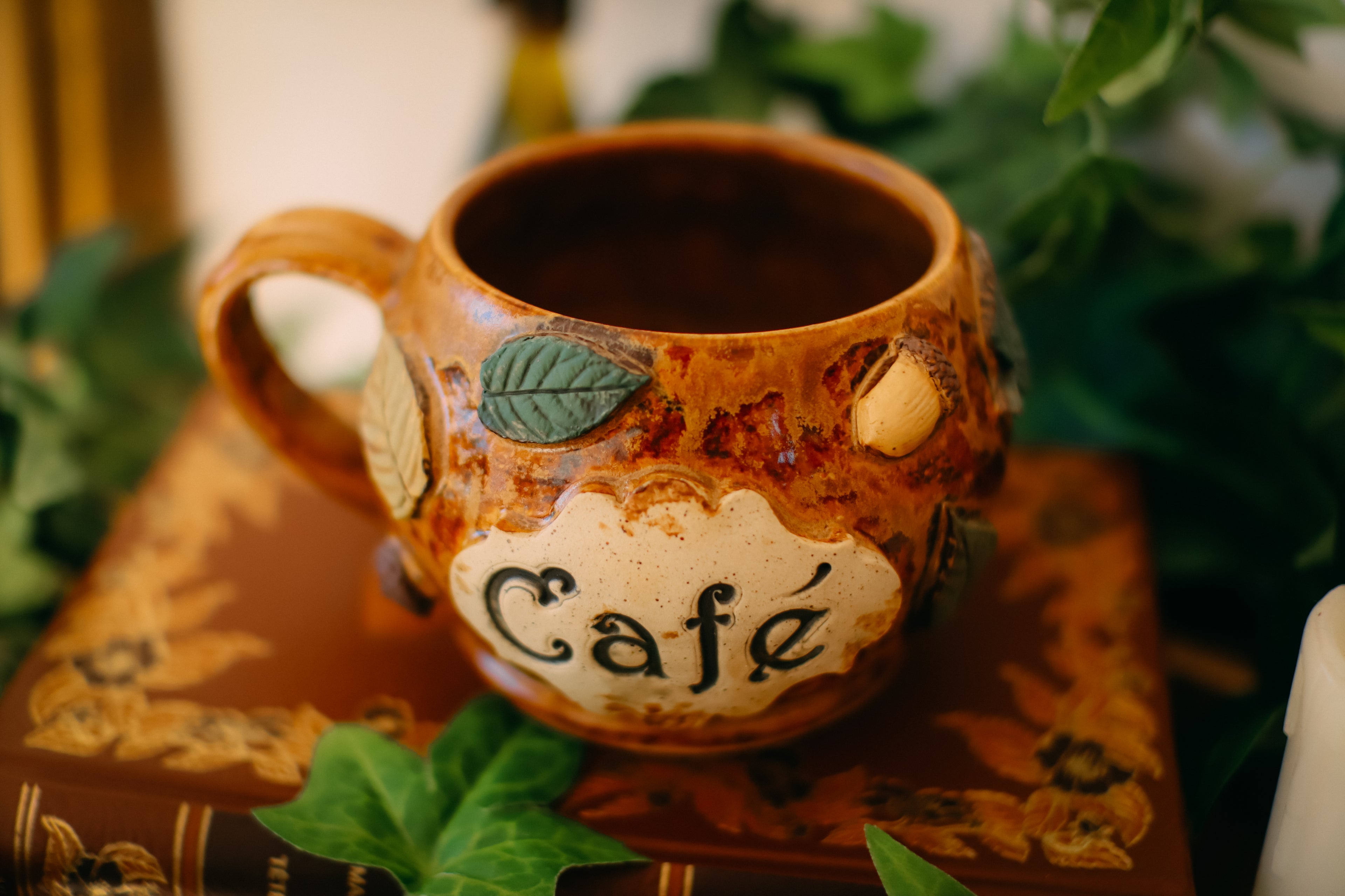 Grande tasse chaudron en grès « Café »