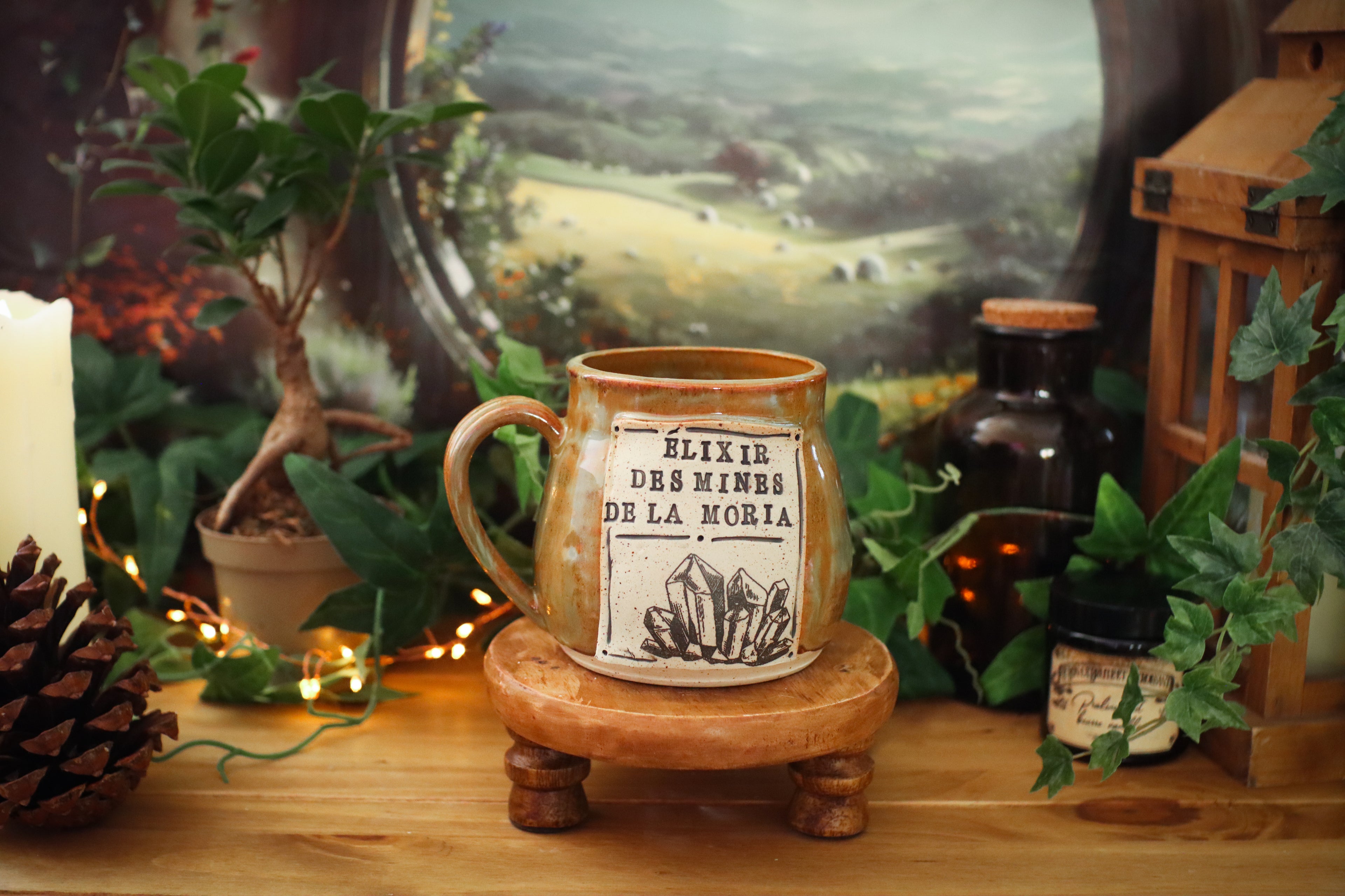 Tasse en grès style apothicaire  « Élixir des mines de la Moria »