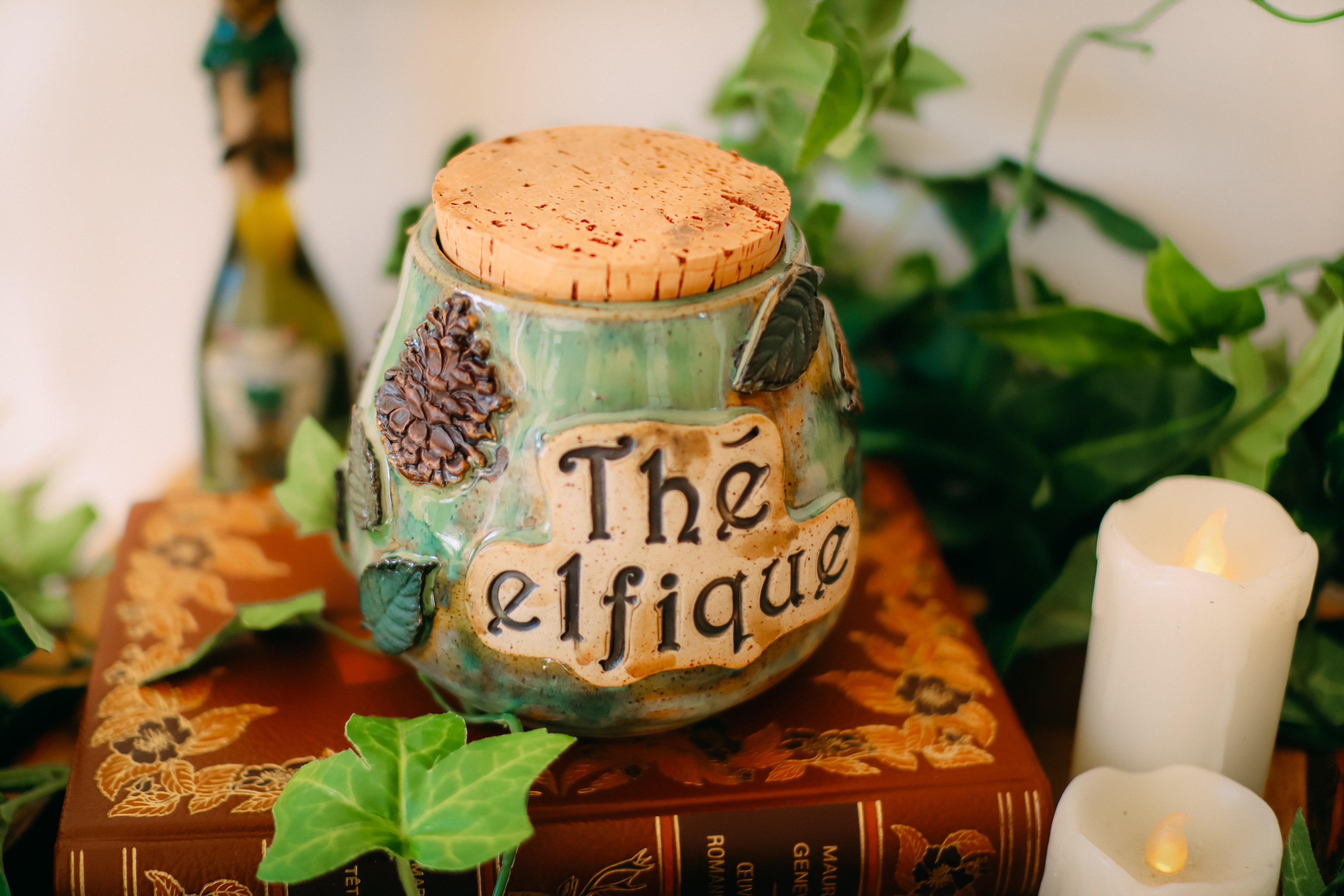 Pot de conservation en grès style apothicaire « Thé elfique »