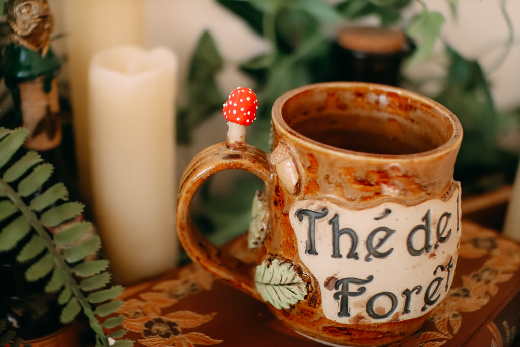Petite tasse en grès style apothicaire  « Thé de la forêt »