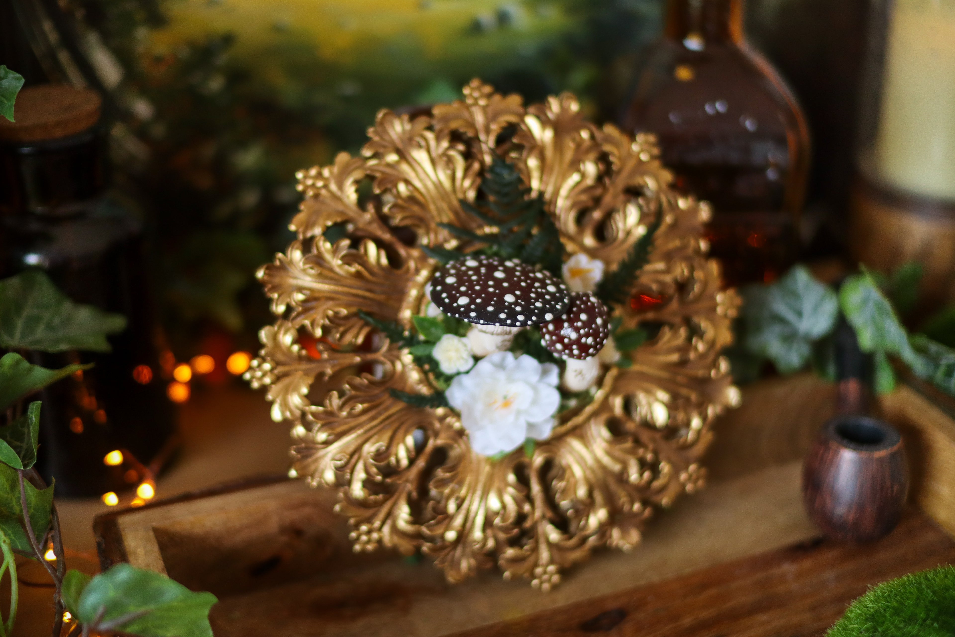 Cadre baroque « Flore » aux amanites umbralis