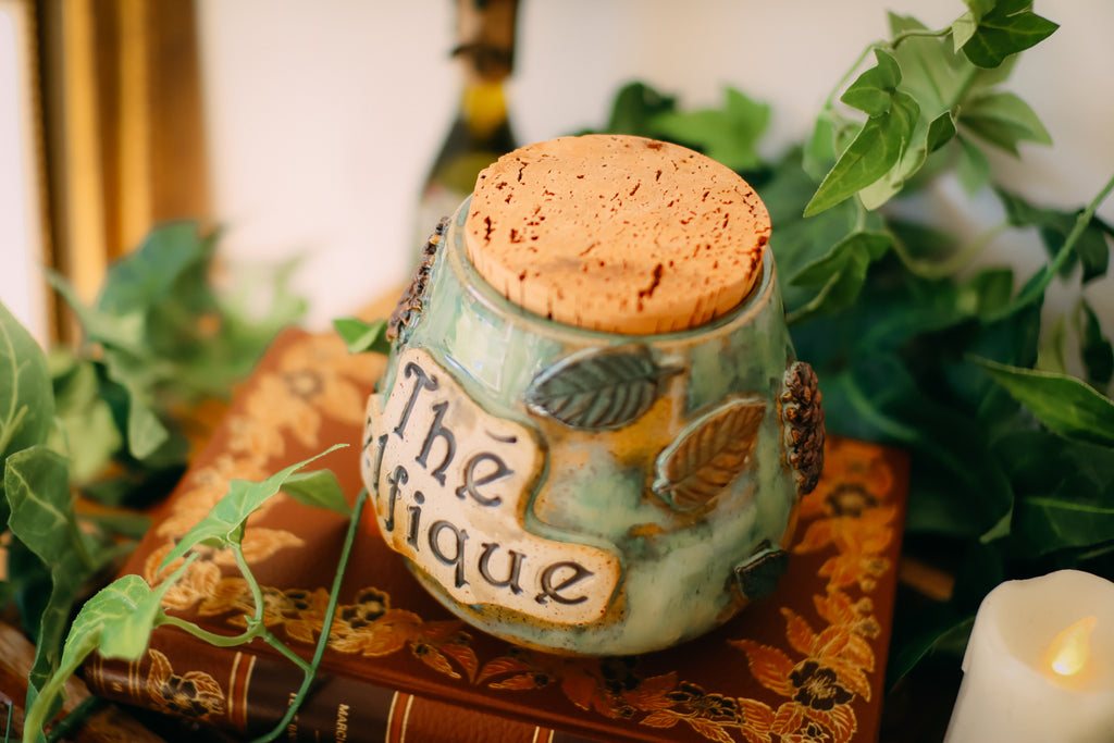 Pot de conservation en grès style apothicaire « Thé elfique »