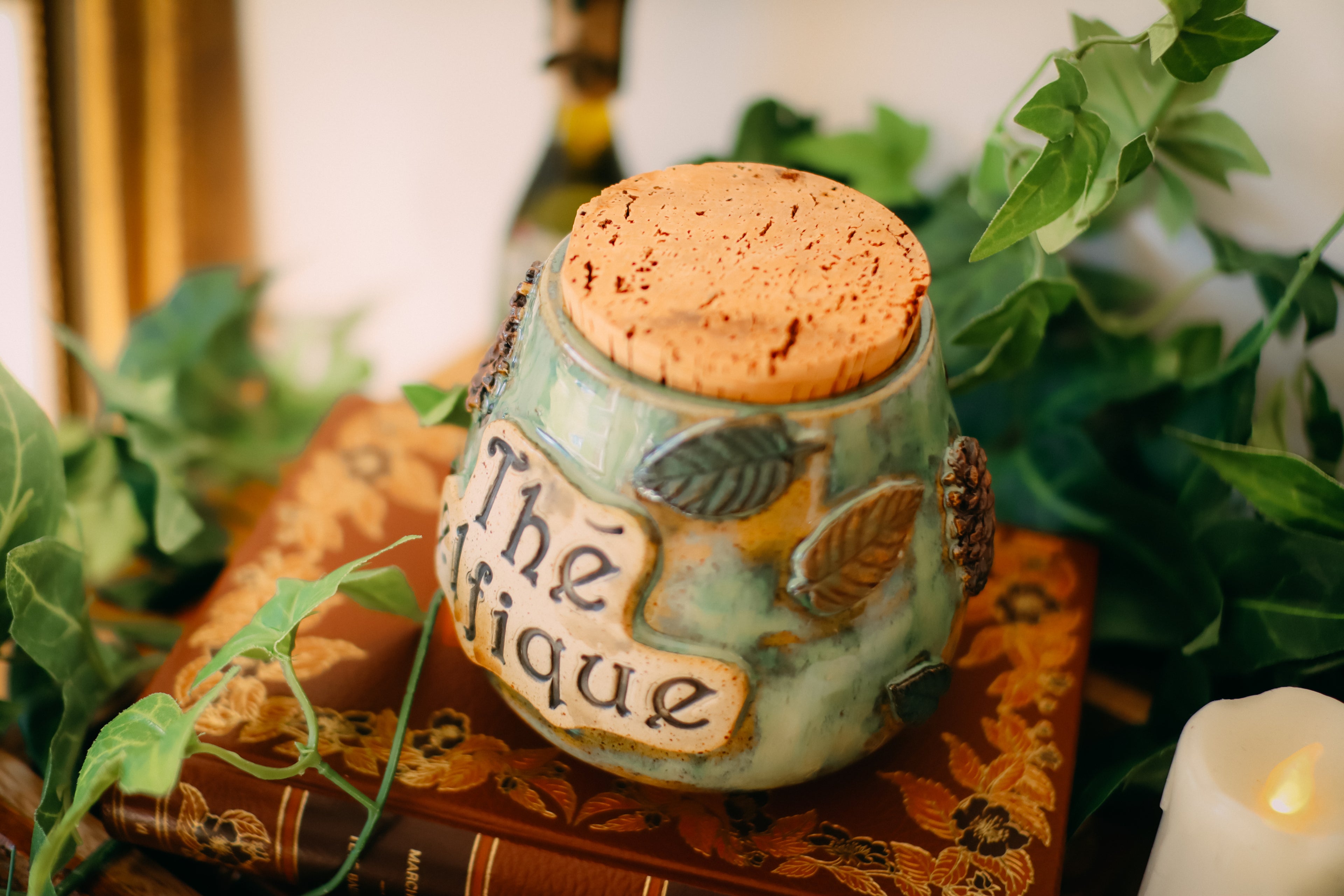 Pot de conservation en grès style apothicaire « Thé elfique »