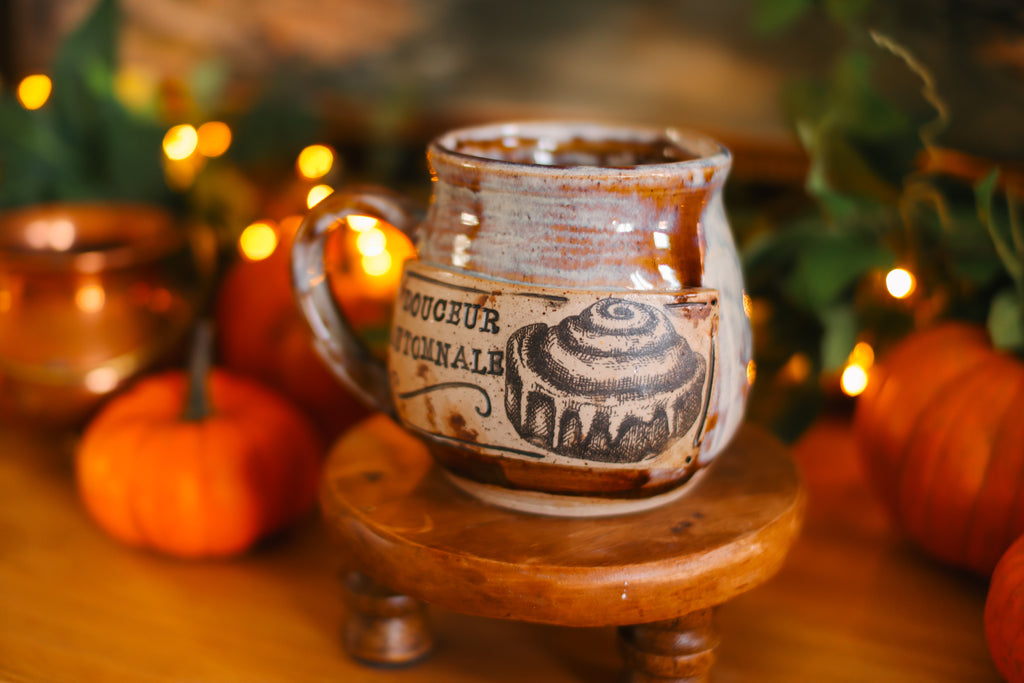 Petite tasse en grès style apothicaire  « Douceur automnale »