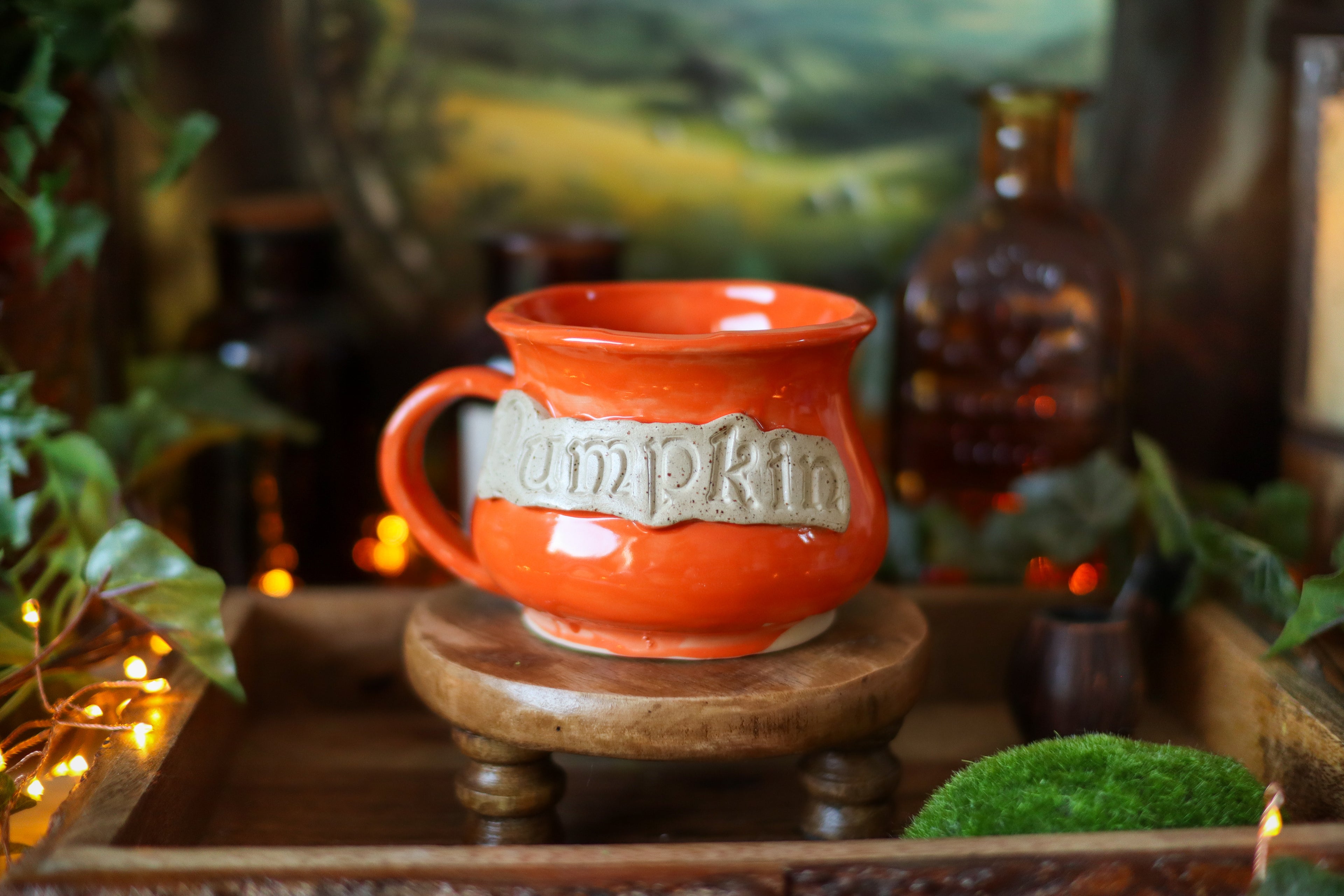 Tasse en forme de chaudron en grès style apothicaire « Pumpkin »