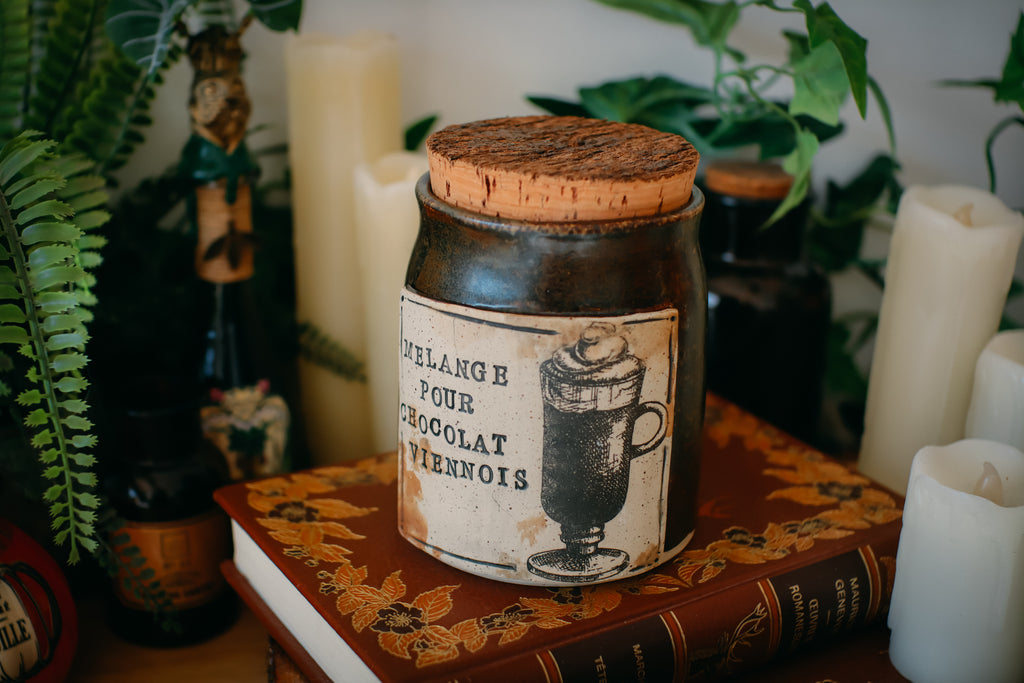 Pot pour cuisine style apothicaire « Mélange pour chocolat viennois» en grès