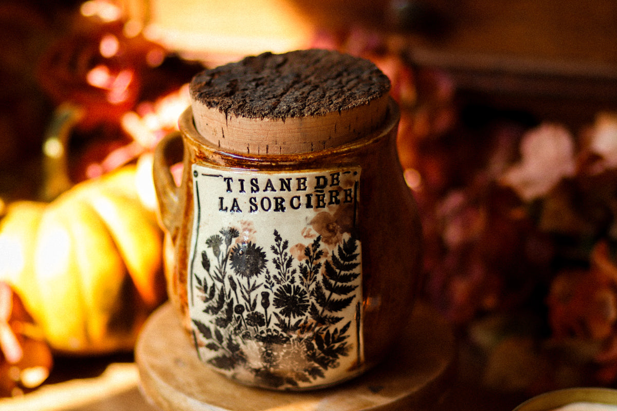 Grand pot pour cuisine style apothicaire avec étiquette « Tisane de la sorcière »