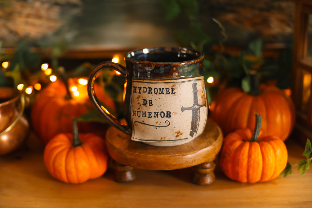 Grande tasse en grès style apothicaire  « Hydromel de Númenor  »