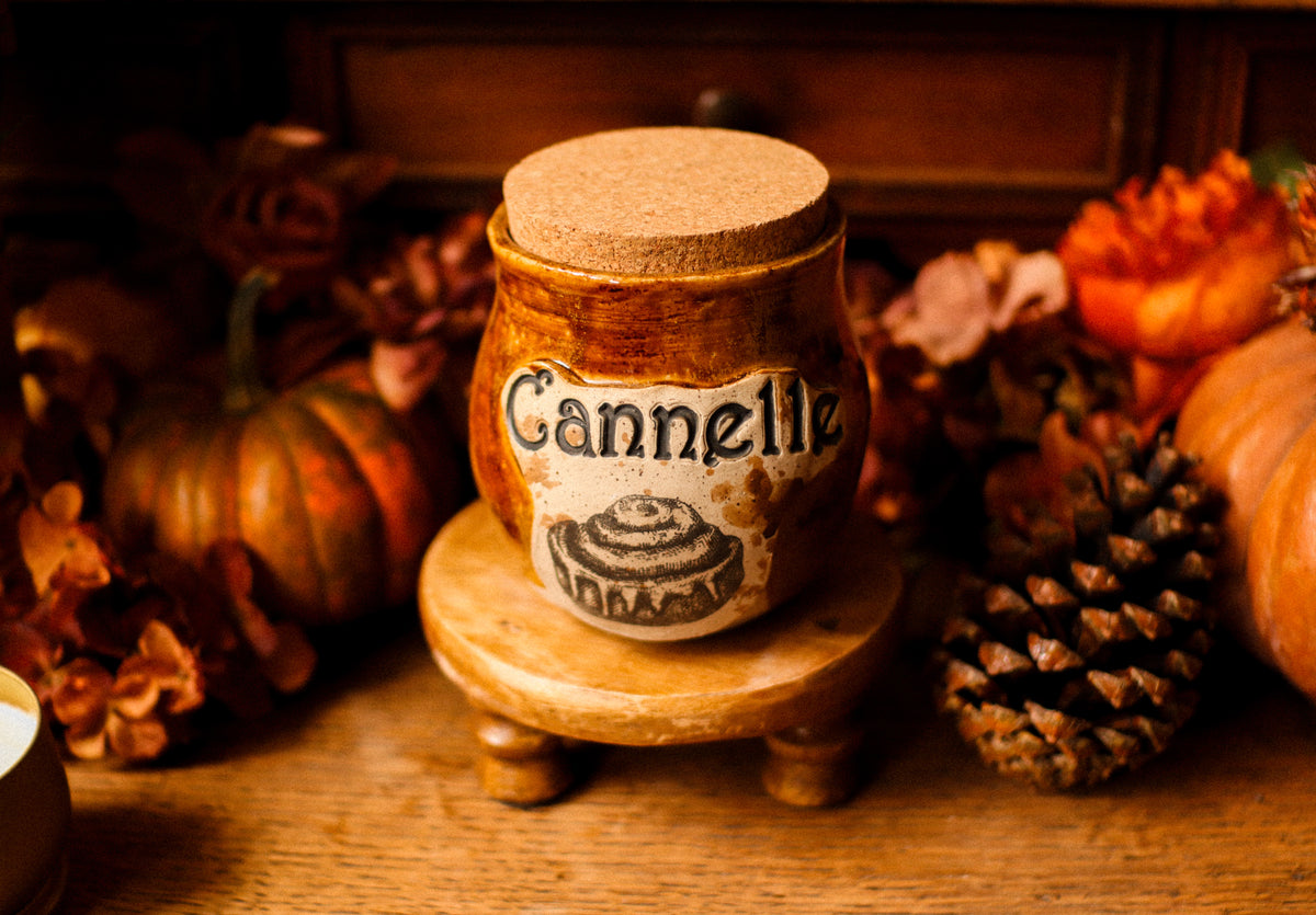 Pot pour cuisine style apothicaire avec étiquette « Cannelle »