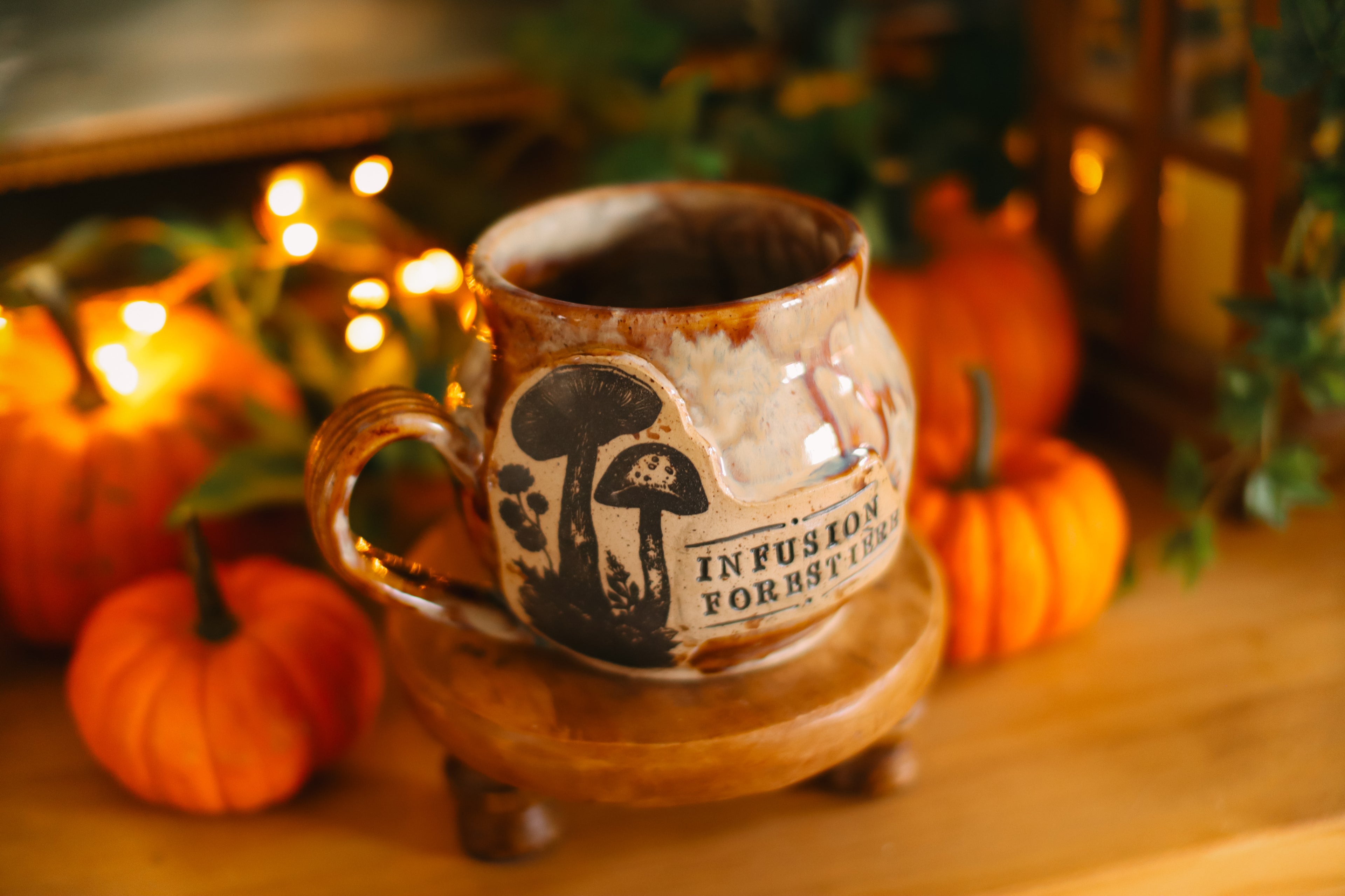 Tasse-chaudron en grès style apothicaire  « Infusion forestière »