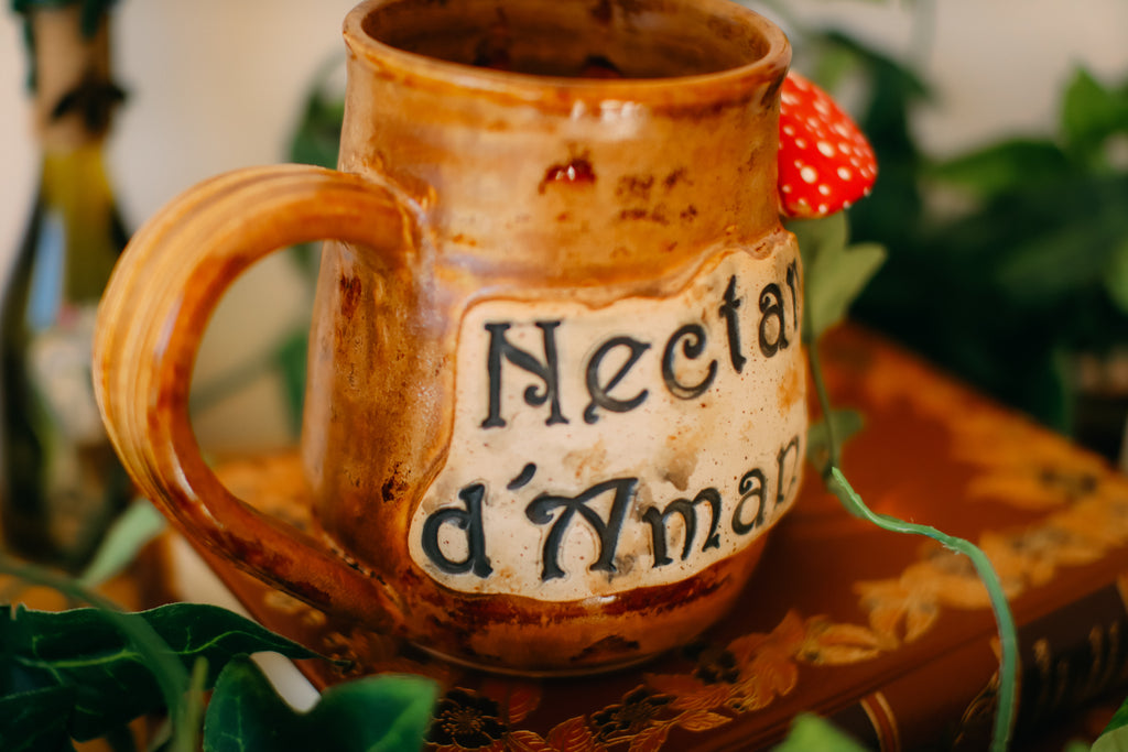 Grande tasse en grès « Nectar d'Amanite »