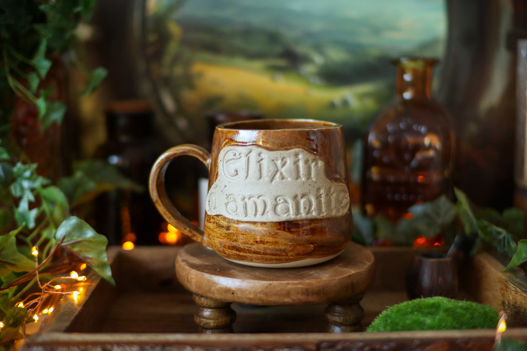 Tasse en grès style apothicaire « Élixir d'Amanite »