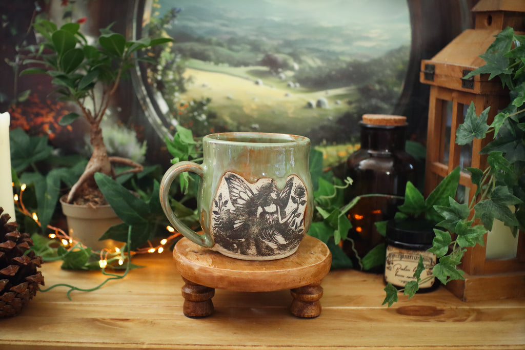 Grande tasse en grès « fée des fleurs »