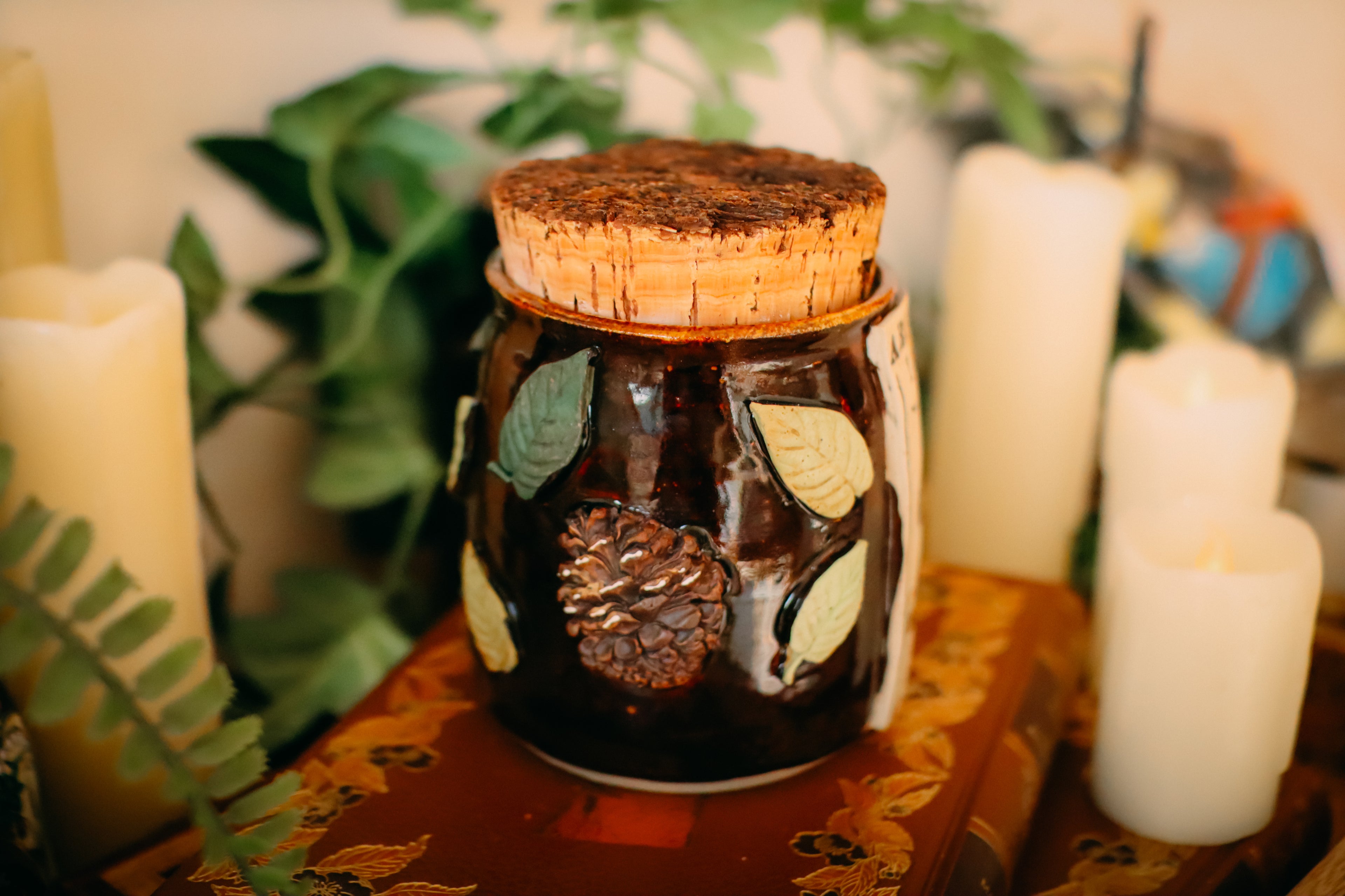 Pot pour cuisine style apothicaire « Aromates de la forêt » en grès