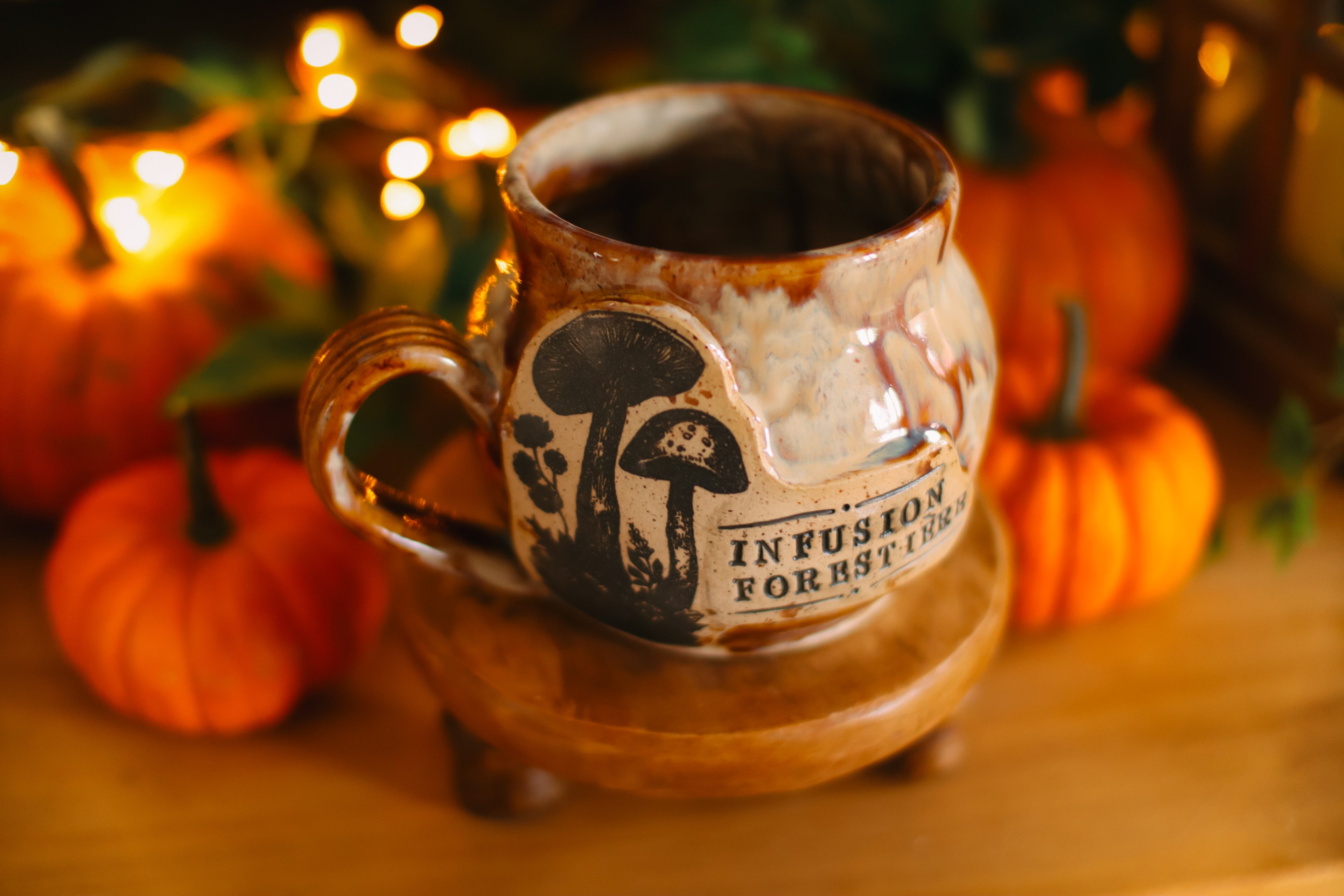 Tasse-chaudron en grès style apothicaire  « Infusion forestière »