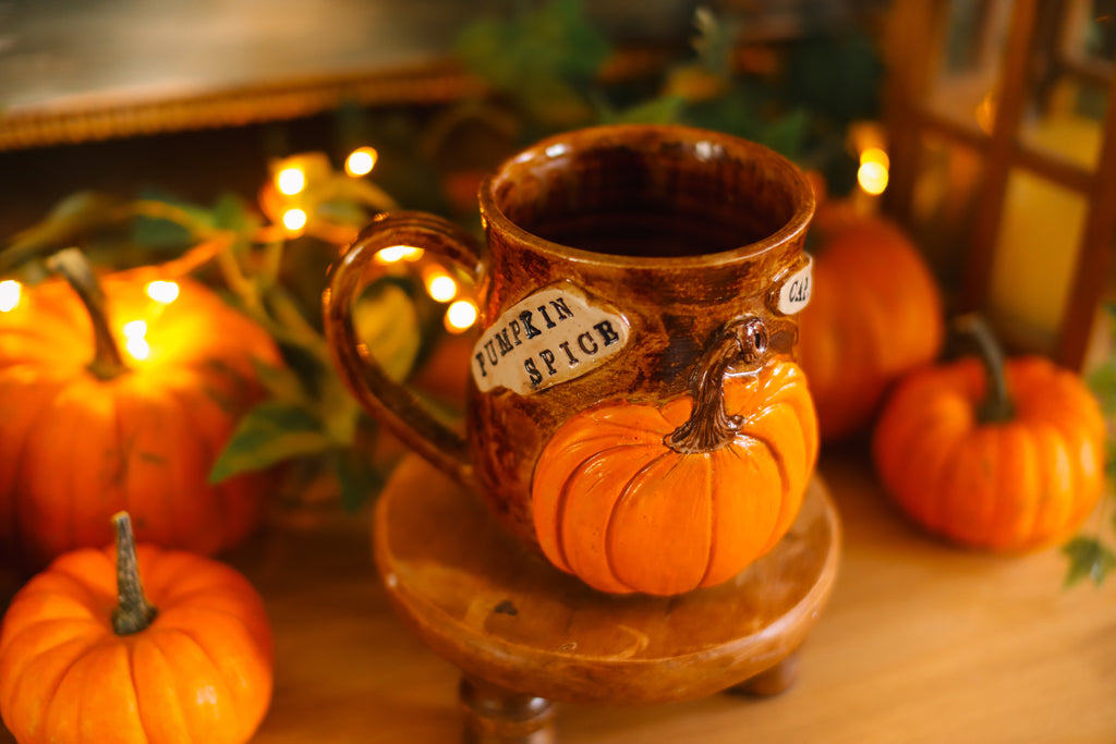 Tasse en grès style apothicaire citrouille « Pumpkin Spice Cappuccino »